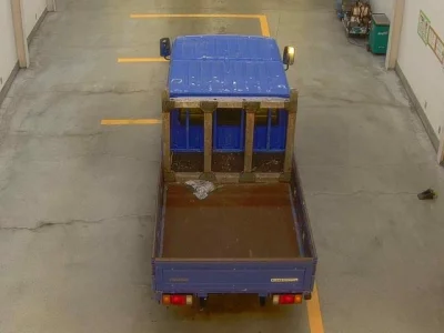 Mazda TITAN  с аукциона в Японии