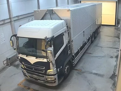 Mitsubishi FUSO TRUCK  с аукциона в Японии