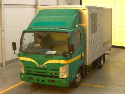 Isuzu ELF