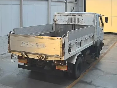 Mitsubishi FUSO FIGHTER