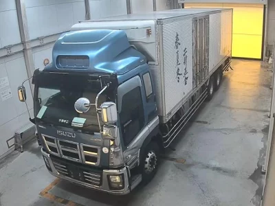 Isuzu TRUCK  с аукциона в Японии