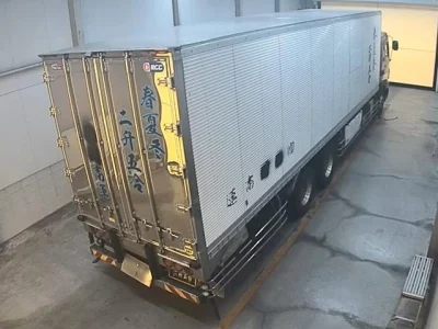 Isuzu TRUCK  с аукциона в Японии