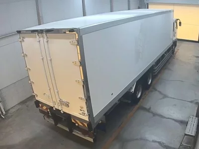 Mitsubishi FUSO TRUCK  с аукциона в Японии