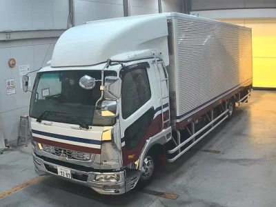 Mitsubishi FUSO FIGHTER