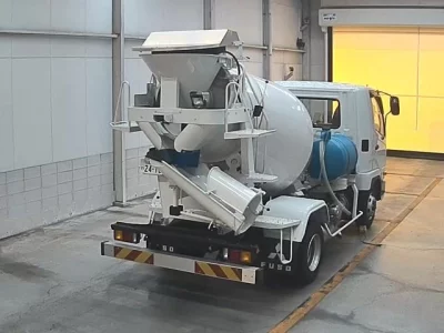 Mitsubishi FUSO FIGHTER