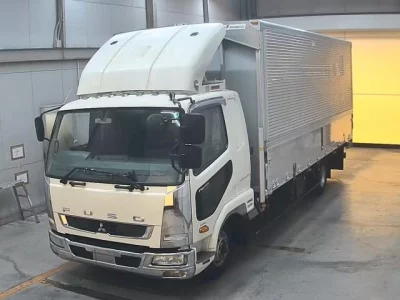 Mitsubishi FUSO FIGHTER