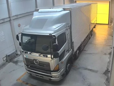 Hino TRUCK