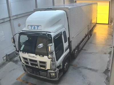 Isuzu TRUCK