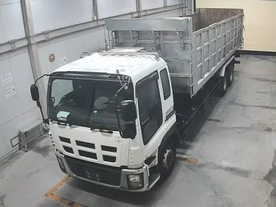Isuzu TRUCK