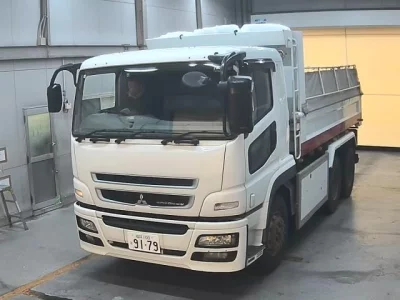 Mitsubishi FUSO TRUCK  с аукциона в Японии