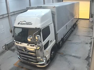 Hino TRUCK