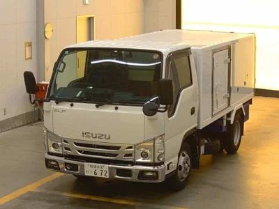 Isuzu ELF