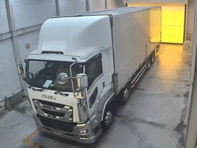 Isuzu TRUCK