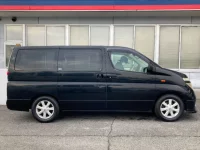 Nissan ELGRAND лот № 2061 оценка 3.5  с аукциона в Японии 2