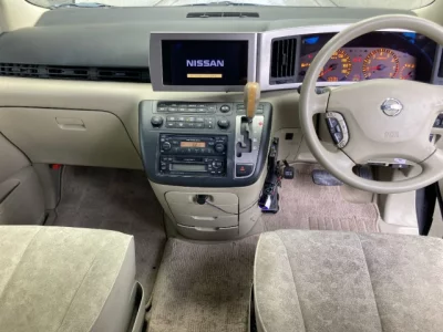 Nissan ELGRAND  с аукциона в Японии
