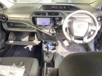 Toyota AQUA лот № 3007 оценка R  с аукциона в Японии 3