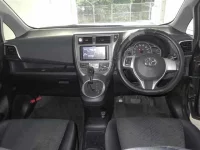 Toyota RACTIS лот № 1025 оценка 3  с аукциона в Японии 5