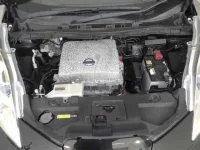 Nissan LEAF лот № 1002 оценка R  с аукциона в Японии 6