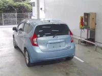 Nissan NOTE лот № 1046 оценка 3.5  с аукциона в Японии 1