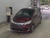 Honda FREED лот № 1086 оценка R  с аукциона в Японии 3