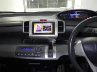 Honda FREED лот № 1086 оценка R  с аукциона в Японии 5