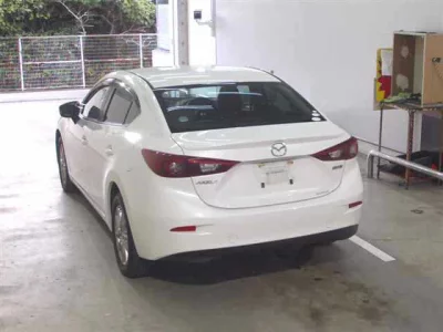 Mazda AXELA  с аукциона в Японии