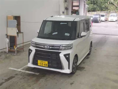 Daihatsu TANTO  с аукциона в Японии