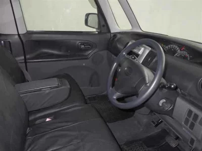 Daihatsu TANTO  с аукциона в Японии