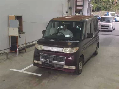 Daihatsu TANTO  с аукциона в Японии