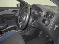 Volkswagen POLO лот № 137 оценка 4  с аукциона в Японии 2