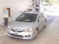 Honda CIVIC HYBRID лот № 201 оценка 3  с аукциона в Японии 3