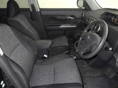 Toyota COROLLA RUMION