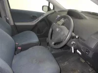 Toyota VITZ лот № 185 оценка 3  с аукциона в Японии 2