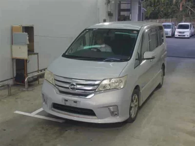 Nissan SERENA  с аукциона в Японии
