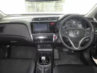 Honda GRACE лот № 234 оценка 3.5  с аукциона в Японии 5