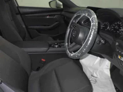 Mazda MAZDA3  с аукциона в Японии