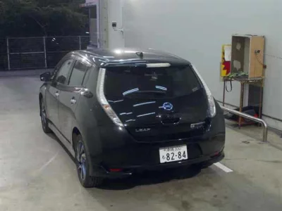 Nissan LEAF  с аукциона в Японии