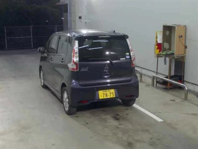 Mitsubishi EK CUSTOM