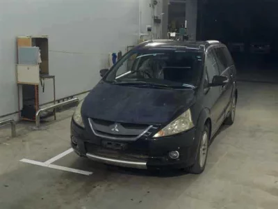 Mitsubishi GRANDIS