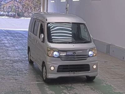 Daihatsu Atrai Wagon  с аукциона в Японии