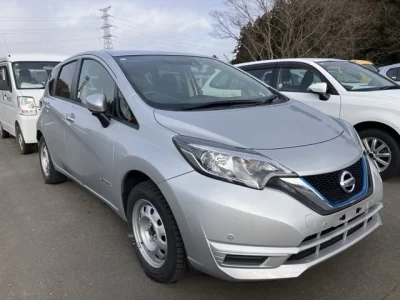 Nissan NOTE  с аукциона в Японии