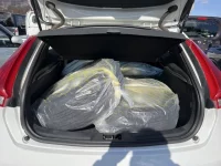 Volvo V40 лот № 6082 оценка 3.5  с аукциона в Японии 4