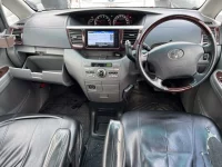 Toyota NOAH лот № 6144 оценка RA  с аукциона в Японии 3