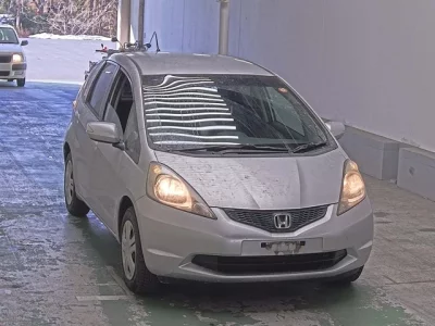 Honda FIT  с аукциона в Японии