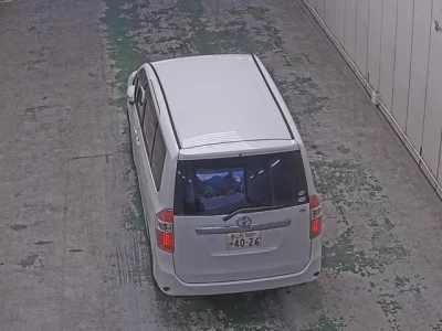 Toyota NOAH  с аукциона в Японии