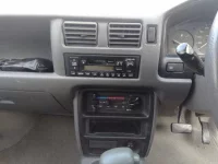 Mazda DEMIO лот № 723 оценка 3.5  с аукциона в Японии 6