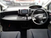 Honda FREED лот № 9 оценка 3.5  с аукциона в Японии 2