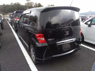 Honda FREED  с аукциона в Японии