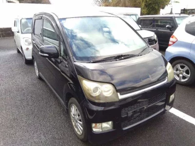 Daihatsu MOVE  с аукциона в Японии
