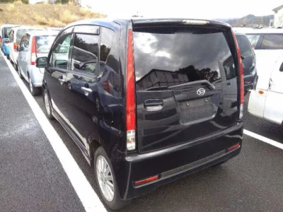 Daihatsu MOVE  с аукциона в Японии
